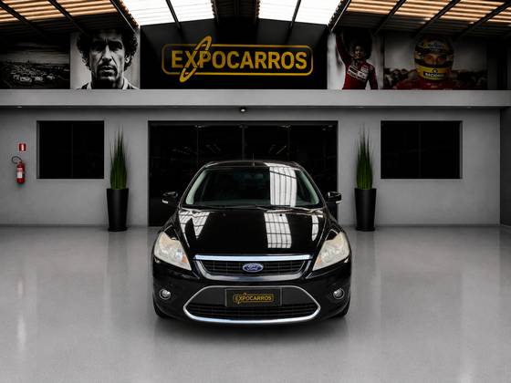 FORD FOCUS 2.0 GLX 16V GASOLINA 4P MANUAL FORD FOCUS 2.0 GLX 16V GASOLINA 4P MANUAL